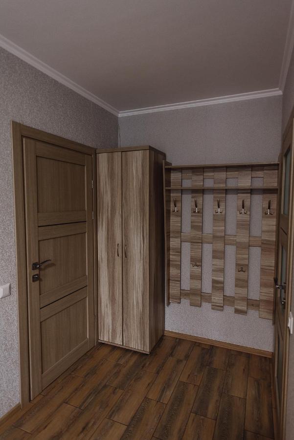 Hotel Brooklyn 2 Yablunytsya Exterior foto